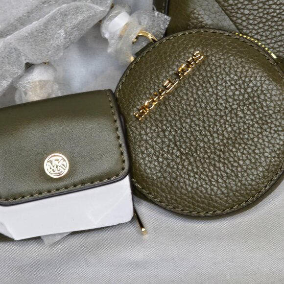 MICHAEL KORS Jet Set Logo Embossed Leather Crossbody Bag with Tech case, NWT - Picture 9 of 11